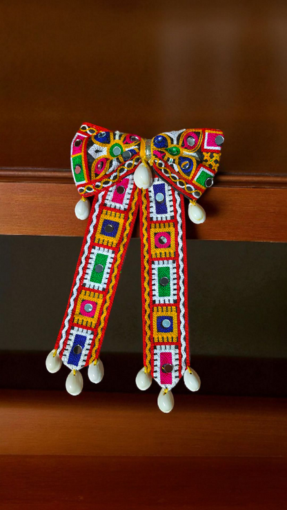 Classic Navratri Bow with Cowrie Shells